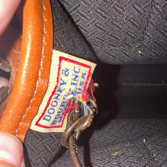 Dooney & Bourke East West Tote All Weather Leather Pebbled British Tan Vintage - Picture 9 of 16